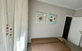 Apartamentos Ismael. Isabel